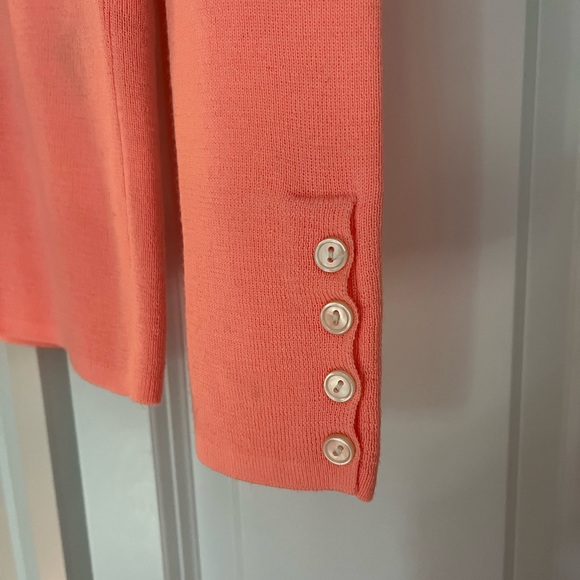 Merino wool V-neck sweater - Picture 3 of 3